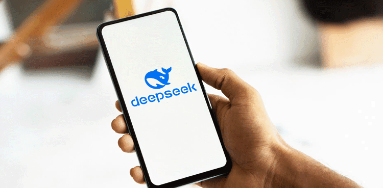 US tech stocks lose $1trln after Chinese firm unveils AI chatbot