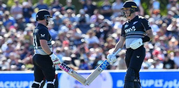 All-round New Zealand thump Pakistan to go 2-0 up in T20I series