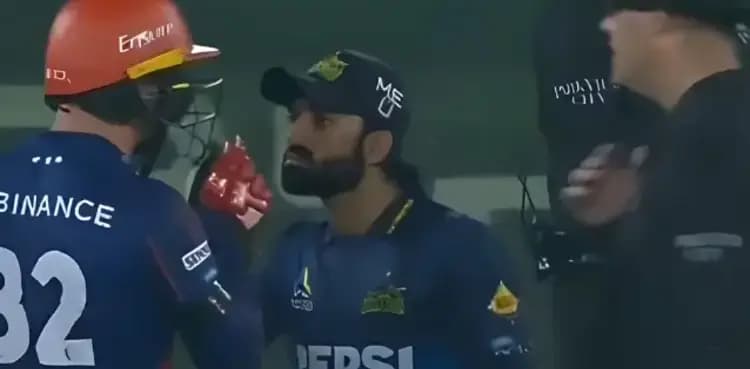 Rizwan, Munro fined over code of conduct breach in PSL 10 clash