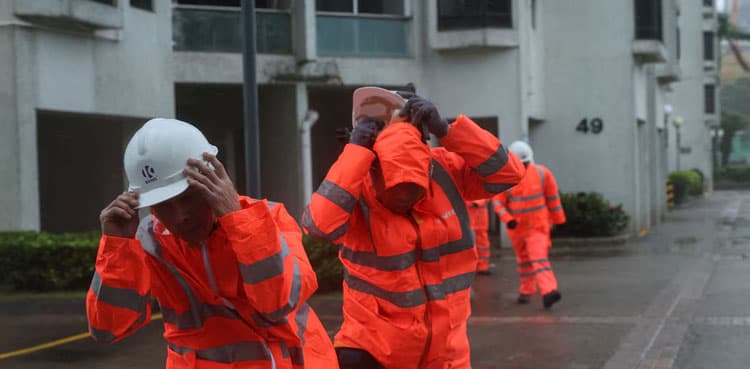 Hong Kong issues highest storm warning as typhoon Wipha approaches