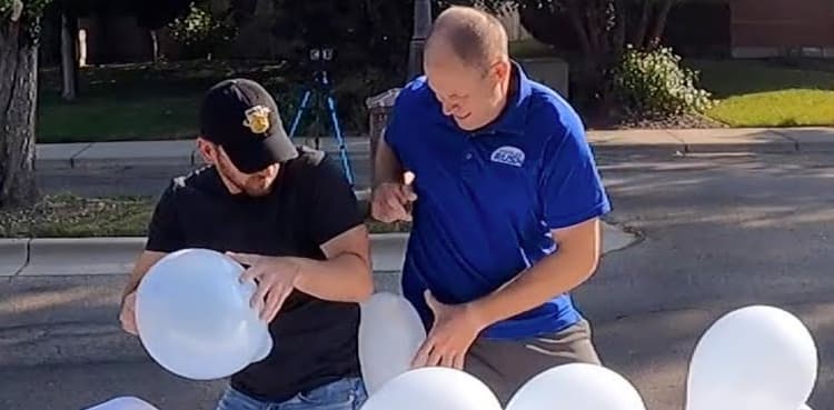 In a blink: 100 balloon bursts