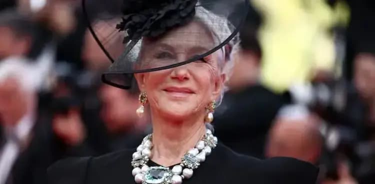 Helen Mirren says it's great to see older people's life experiences in 'The Thursday Murder Club'