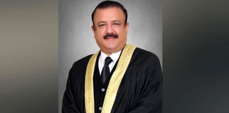 IHC disqualifies Justice Tariq Mehmood Jahangiri in fake degree case