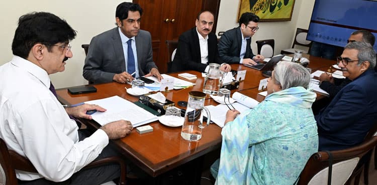 Murad suspends 2 DHOs, removes two ACs due to poor performance in polio eradication campaign