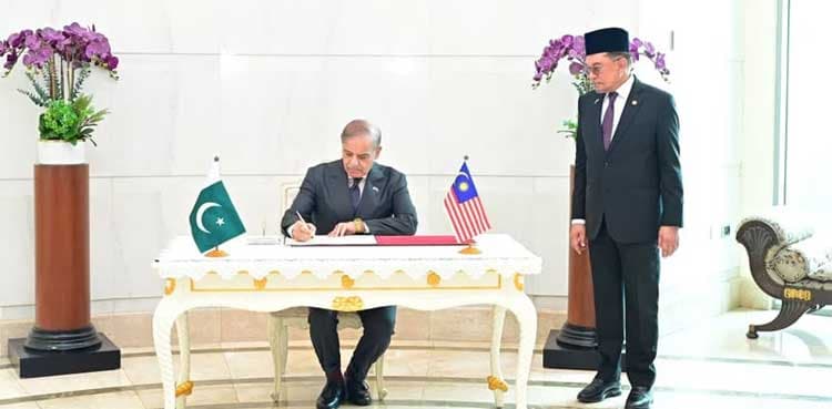 Pakistan, Malaysia sign 6 MoUs to boost cooperation in education, anti-corruption efforts