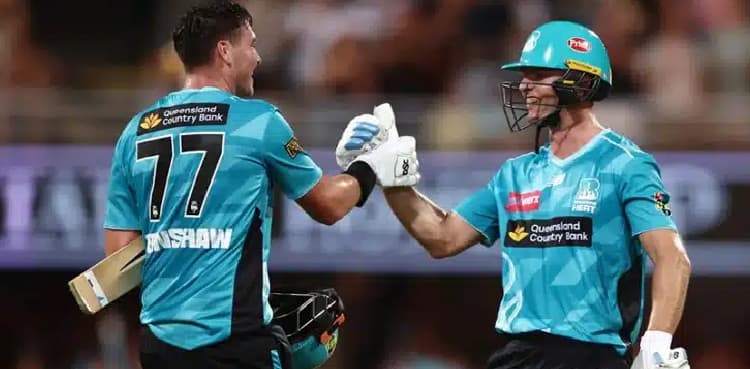Wildermuth, Renshaw hit tons as Heat script historic BBL chase