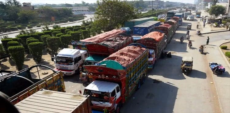 Factory Worker Crushed to Death by Water Tanker in Karachi’s SITE Area