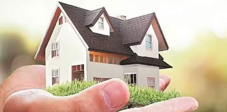 720 industrial workers get flats in balloting