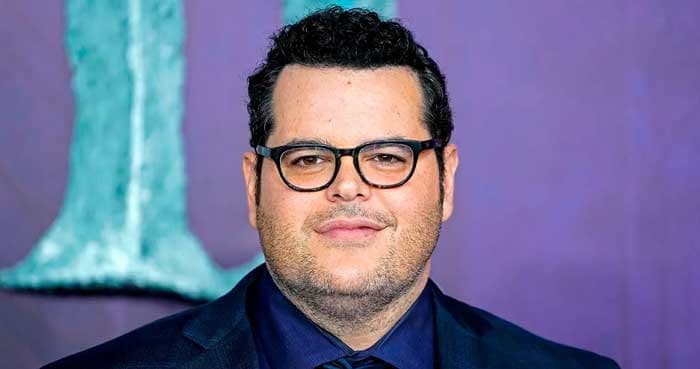 Josh Gad shares daughter's crazy obsession