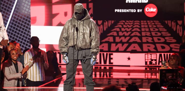 Kanye West performs to 118,000 in Turkey despite bans elsewhere