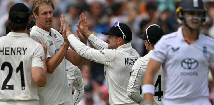 Jamieson strikes as New Zealand eye series-levelling win against England