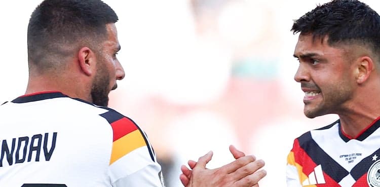 Germany beat Ivory Coast to reach World Cup last 32