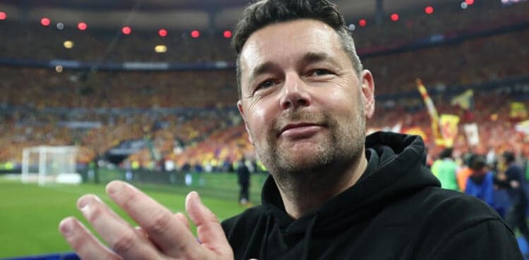 Crystal Palace appoint Sage as manager