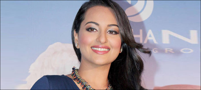 Sonakshi Sinha Xnx - Sonakshi Sinha says films should not be labelled as women or male-centric