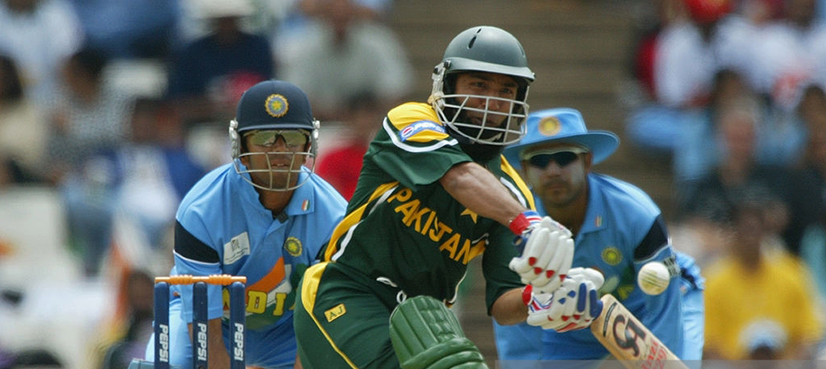 saeed anwar 194 runs