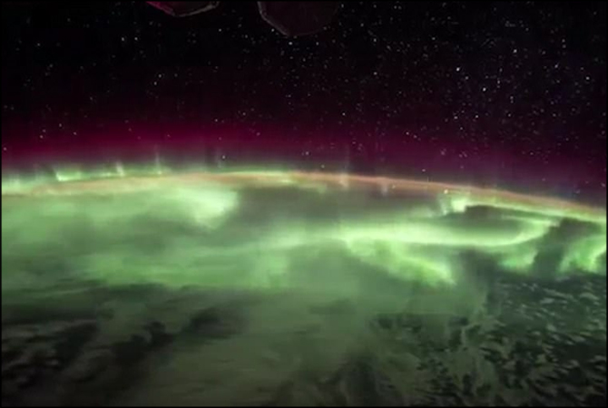 NASA Astronaut Releases Stunning Northern Lights Timelapse - ARY NEWS