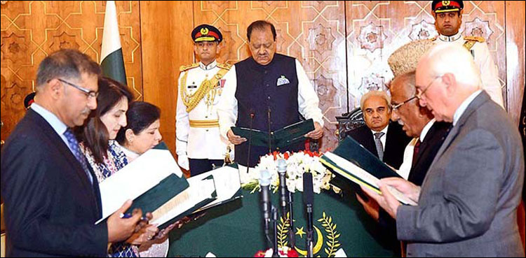 caretaker govt Imran Khan oath