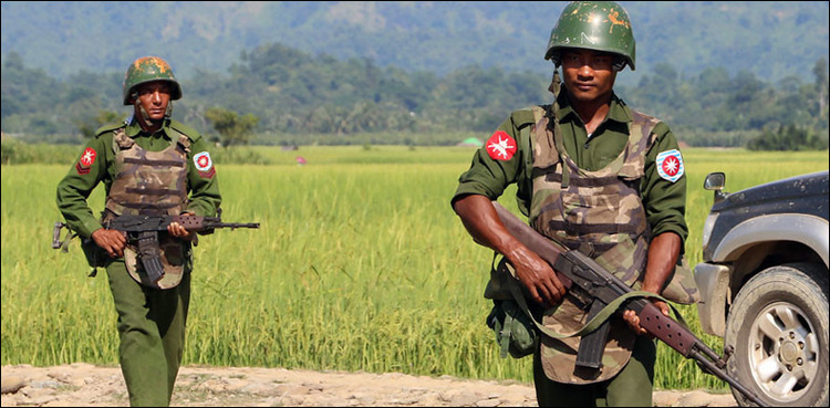 Myanmar, armed group captured, hundreds junta personnel