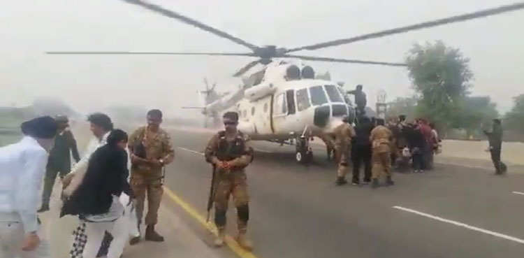 Pak army Sikh pilgrims