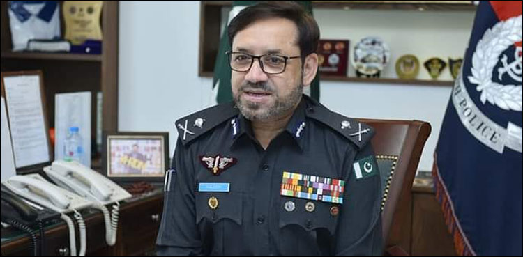 Kaleem Imam, Sindh police chief, crackdown, Sindh Police, number plates