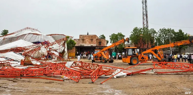 India temple stampede, Six dead