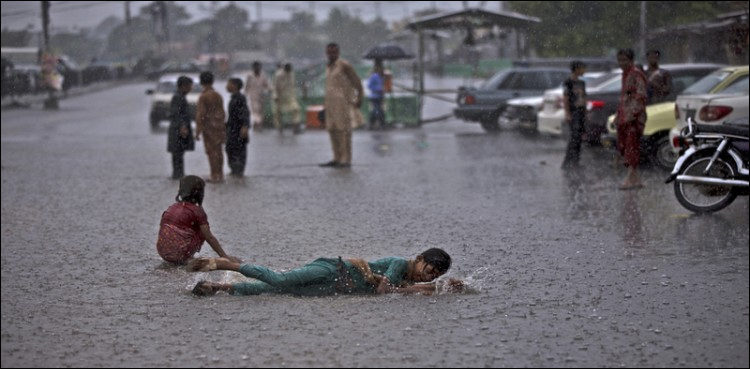 what are the chances of rain in karachi today