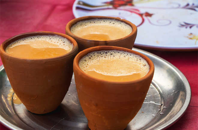 Smoky tea baked in clay: tandoori chai heats up Pakistan