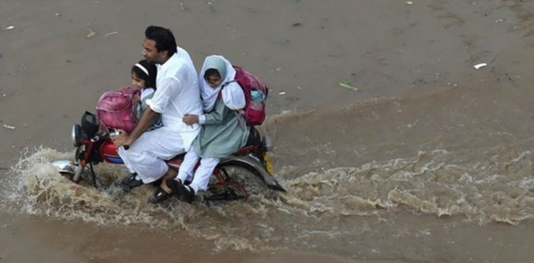 will schools be closed again in karachi