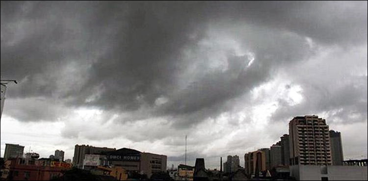 Cloudy breezy weather, Karachi, Met Office