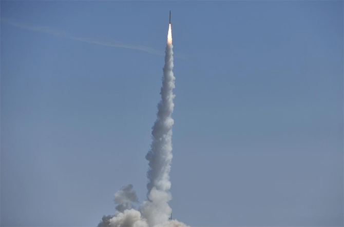 China test flights commercial rockets schedule