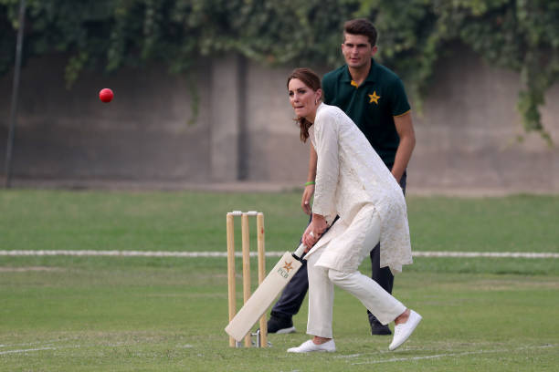 Duchess Kate Middleton plays cricket with Pakistani players