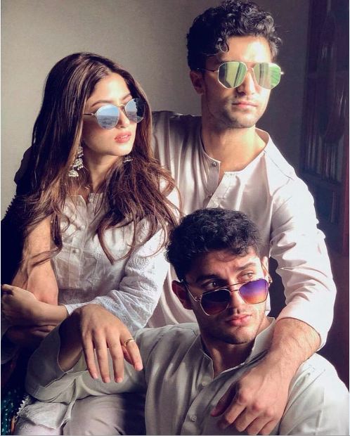 Sajal Aly Ahad Raza Mirs Loved Up Picture Takes The Internet By Storm 
