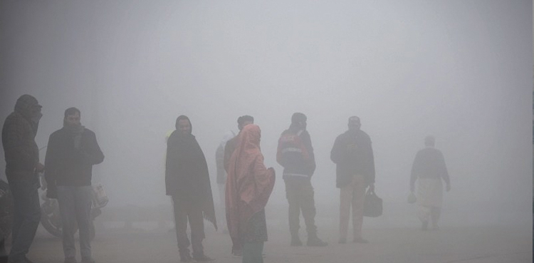 Fog blankets Punjab, upper Sindh plains, parts of Khyber Pakhtunkhwa