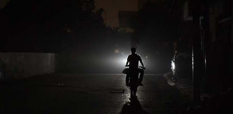 Karachi faces loadshedding in Taraweeh timings