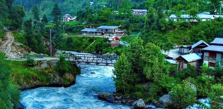 AJK govt reopens tourist spots