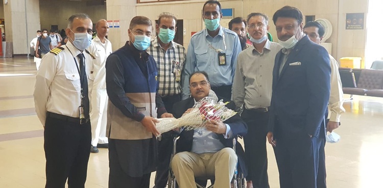 pia plane crash survivor zafar masud