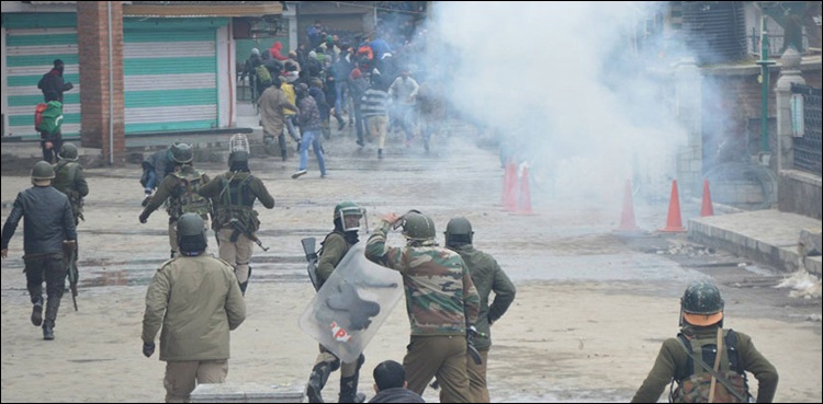 Indian troops martyr Kashmiris