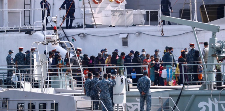 Rohingya Bangladesh island