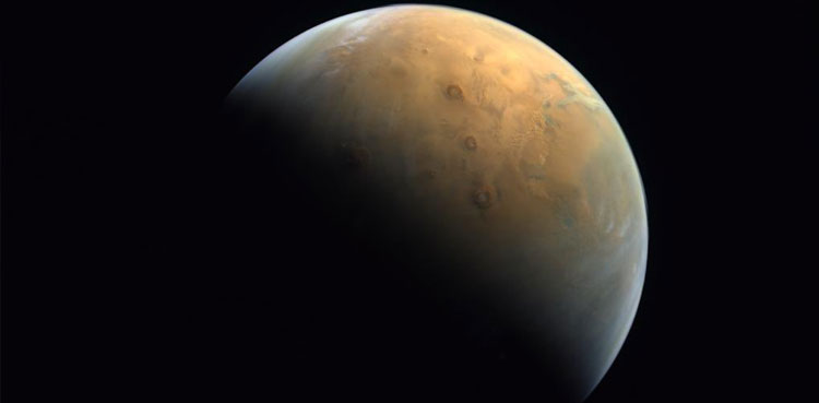 Hope probe first image Mars