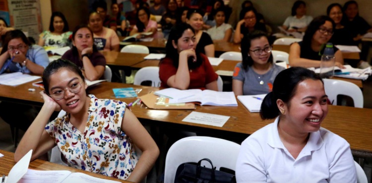 Philippines offers health workers in exchange for vaccines