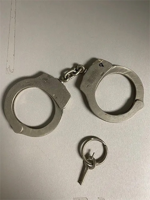 elderly man apology letter stolen handcuffs