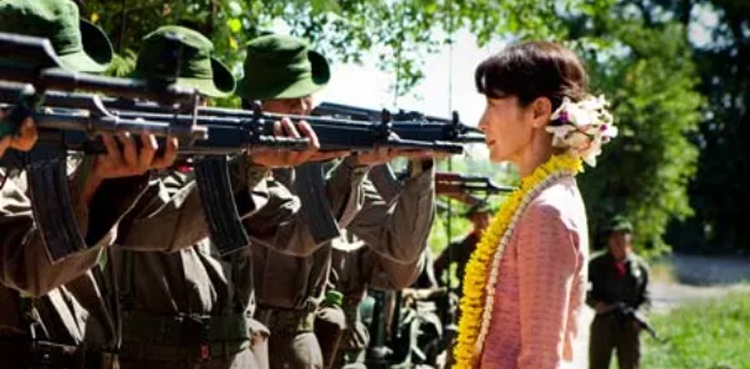 Does this viral picture show Myanmar army arresting Aung San Suu Kyi?