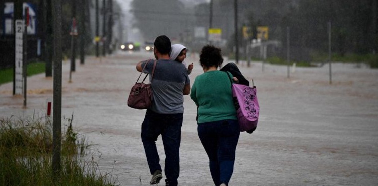 australia rain floods evacuation sydney