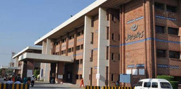 Two infants infected with Covid-19 die at Lahore hospital