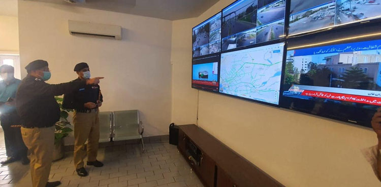 Karachi police use Google Maps, cameras to guide traffic