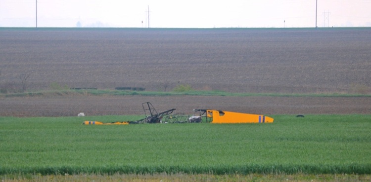 One death reported as Indiana plane crashes right after take-off