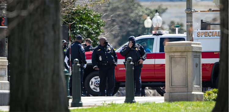 Police officer killed in vehicle attack on US Capitol