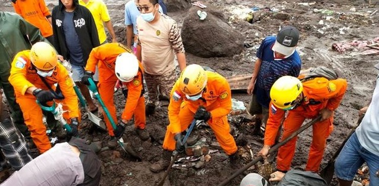 Rescuers hunt for survivors after cyclone wreaks havoc in Indonesia