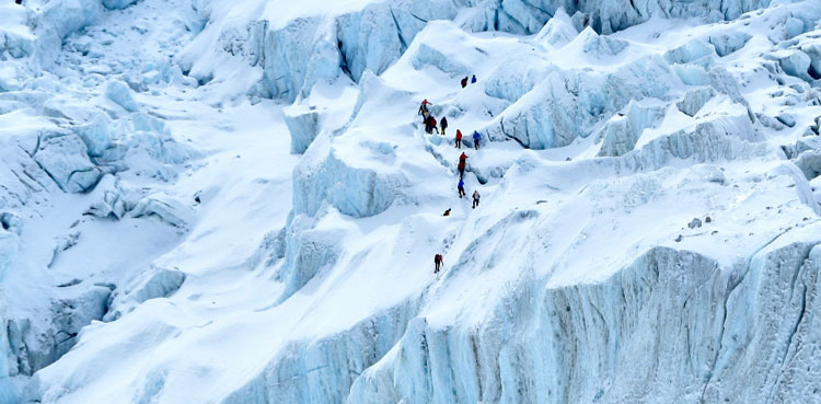 Two foreign climbers die on Mount Everest