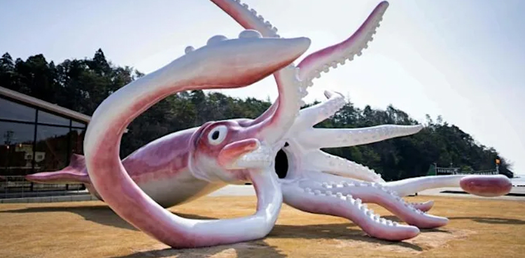 Japan town builds giant squid statue with coronavirus relief fund